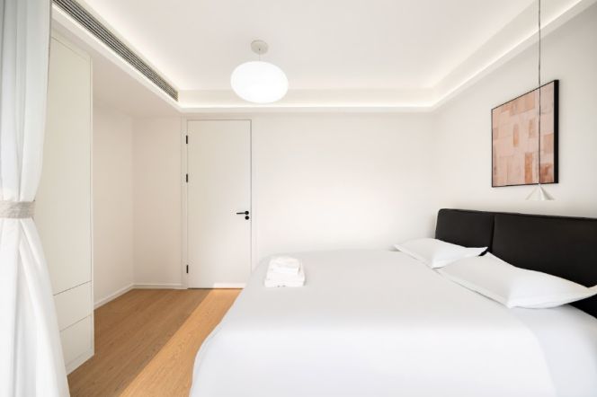 Daily/Weekly Rent Available | 6 Bed 2 Bath in Hongkou