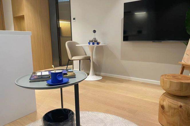 1BR near line 10 Wujiaochang and Fu'dan Uni can long and short term lease