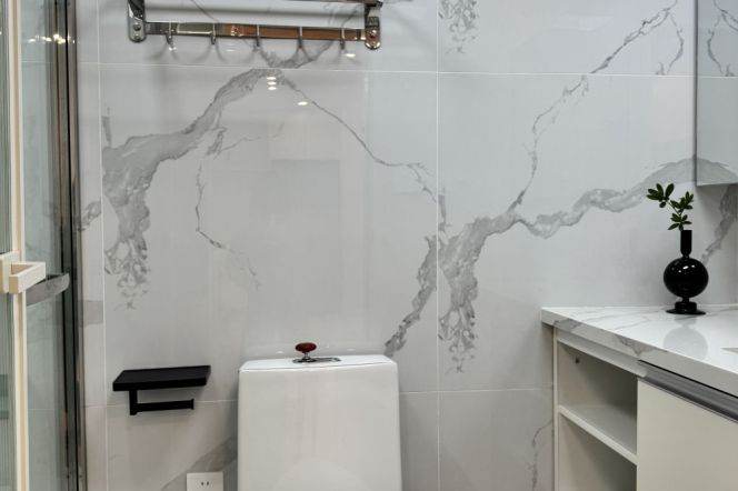 Modern 1Br apt 100Sqm+ balcony | West Yan'an rd Metro L3&4 | Central AC 12.6K