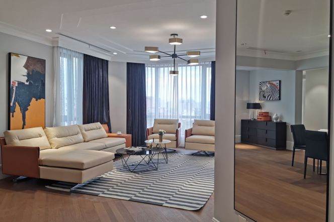 Jiaotong Uni Spacious High-end 4-Bedroom Residence 