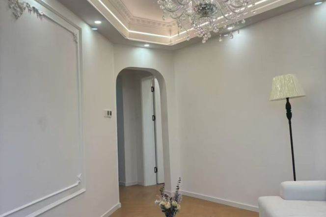 1 br at L10/L11 jiaotong uni station+elevator+SJTU