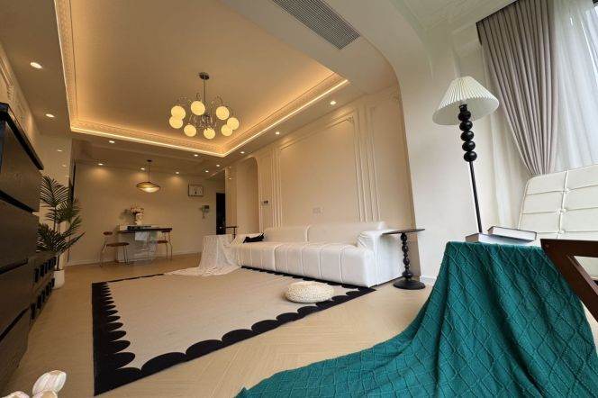 2Bedrs 2Baths/Modern&Fabulous&Spacious /Line 1/9/11 Xu Jia Hui CBD/elevator/parking