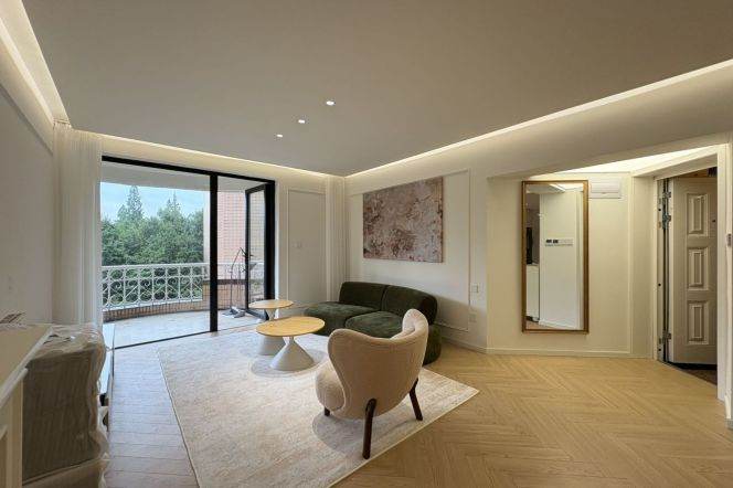 President Mansion floor heating bright 2brs/2lv/2bt apt wt terrace; L2/11