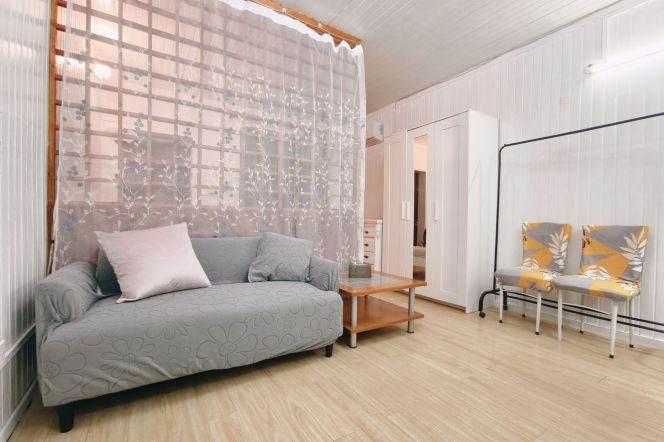 Nice yard 1Br/1Lr/1Bt apt nr Xintiandi,M10/13