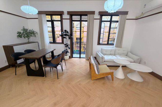 8k Brand new 1Br with open balcony Nr Jiangsu Rd.line2/11