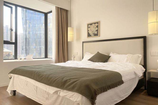 3Bdrs 2Baths 150sqm/Spacious&Bright&Modern/Line 3/4/11/14 Caoyang Rd/Greenery View