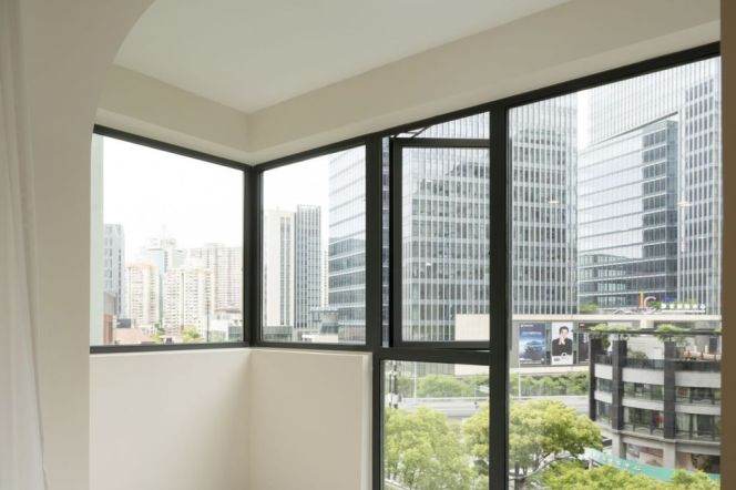 Excellent Riverview big 3br/2bt Flat