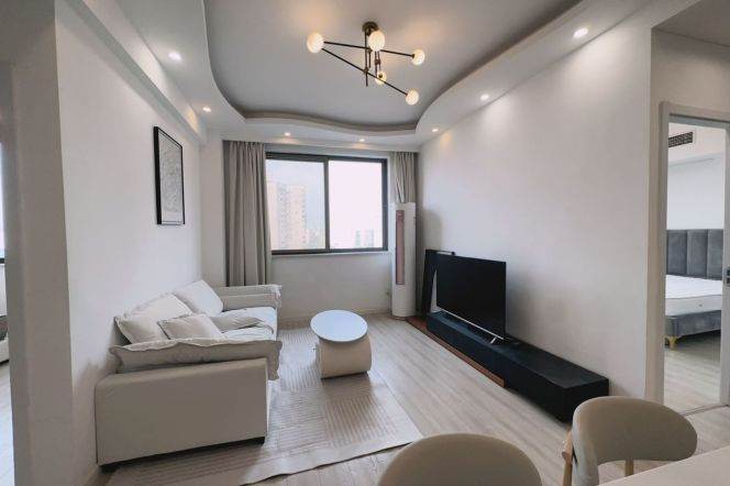 2+1BR Elevator Flat | Wuxing Rd | 3 mins to Line7/9 Zhaojiabang Rd