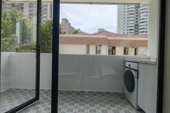Open balcony one bedroom apt+central AC+oven @Jiashan Rd & IAPM