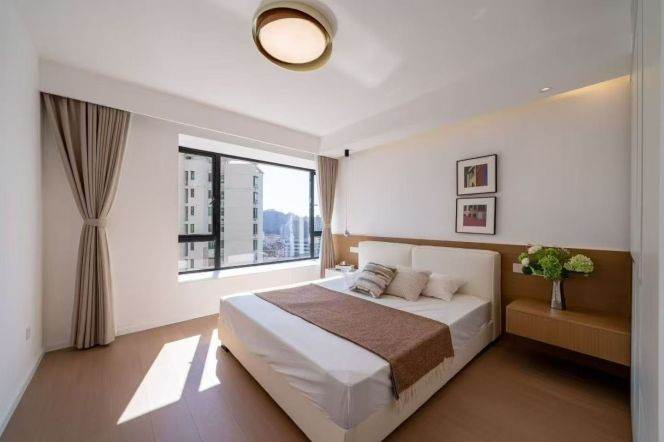 Xujiahui spacious & charming 2br nice compound with 19k