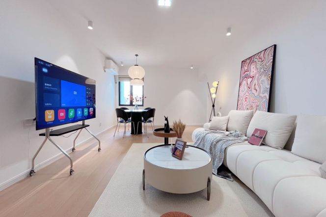 2 Brs, 1 Living room with Dish washer/Dryer, 120 sqm @ Jiashan metro L9&12
