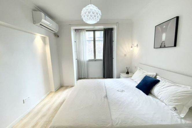 1 br near L2/L3/L4 zhongshan park station