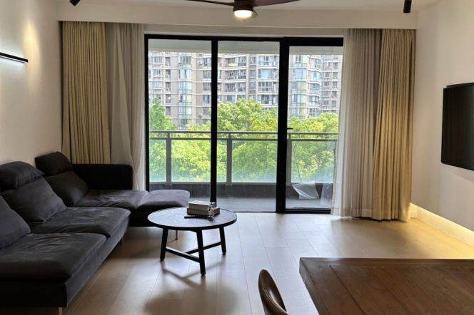 2 Brs, 2 Baths, Open Balcony/Central ac/Wall heating, 120 sqm @ Wuning metro L13