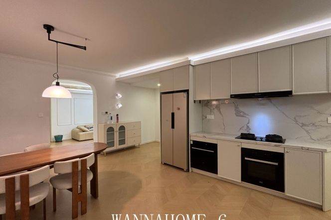 Spacious 3Bdrs 2Baths Apt+L14 Wu Ding Rd Metro 0 Distance+Jing An Temple CBD+Floor Heating
