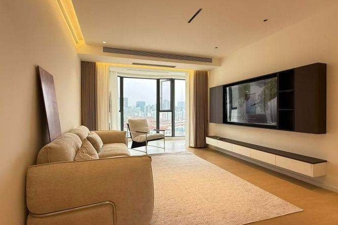 2 Brs, 1 Living room, Floor heating/Central ac/Oven, 100 sqm @ Wuzhong metro L15