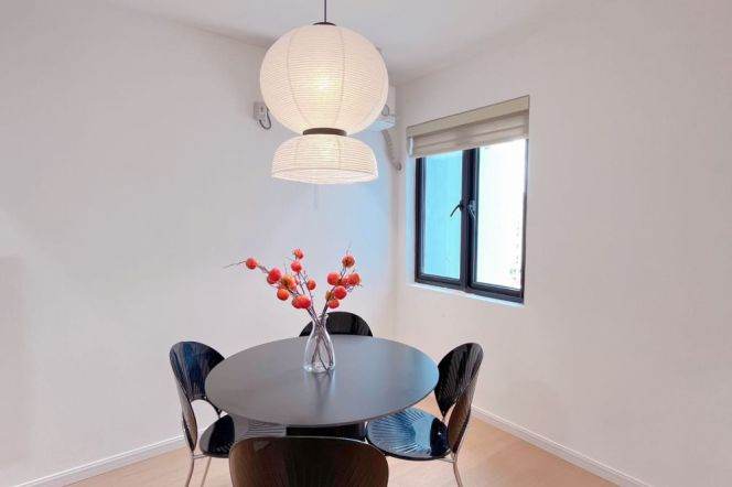 2 Brs, 1 Living room with Dish washer/Dryer, 120 sqm @ Jiashan metro L9&12