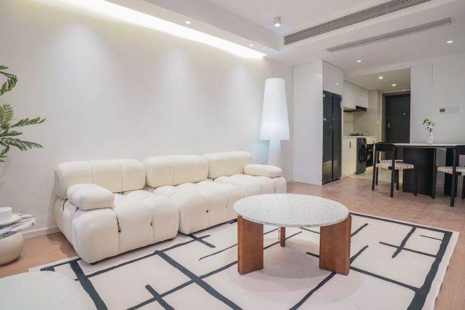 brand new 75 sqm 1 br Apt &elevator &central AC/zhongshan park 10.5K