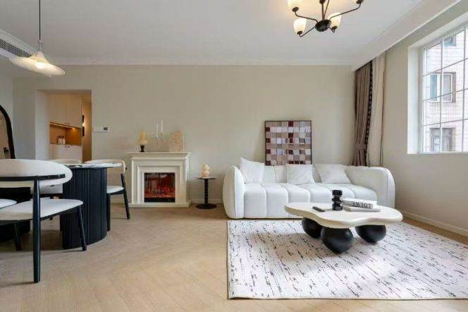Dapuqiao 145sqm 3 br Apt &floor heating&oven 17K