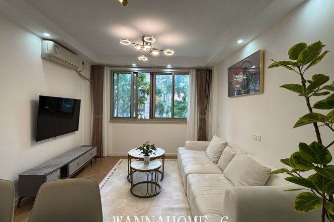 Bright&Modern&Spacious 1Bdr 1Bath Apt+L10+11Jiao tong Uni.+Nice View+Covered Balcony
