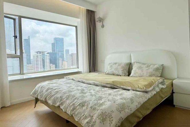 Core Jingan/2Br 2Bath/110sqm/High community/