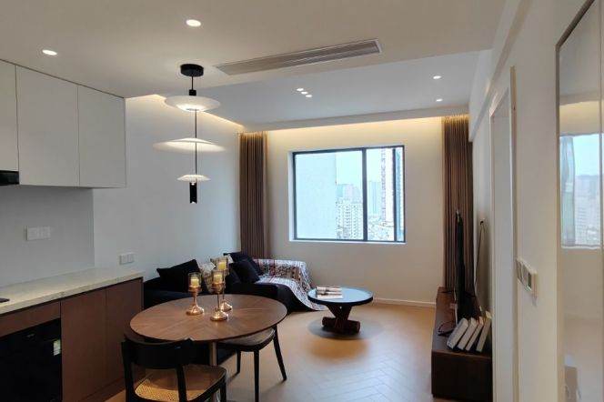 Modern 1br high-rise with floor heating nr Jing'an Temple 
