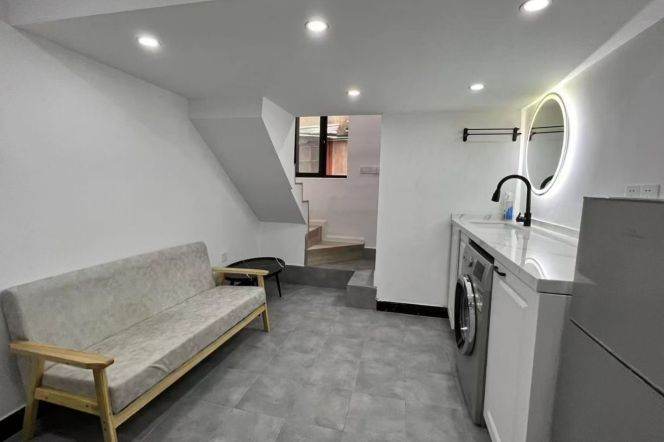 Changshu rd station one bedroom