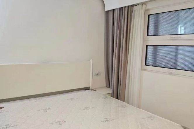 Xuhui core, 1 Br, 1 Ba, with a balcony  | L1/10/12, South Shannxi Rd St.