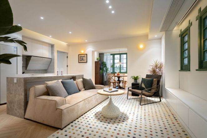 2 Brs, 1 Living room with Floor heating/Central ac/Oven/Dryer, 120 sqm @ Jiangsu metro L2&11
