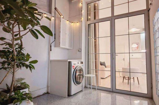 Nice yard 1Br/1Lr/1Bt apt nr South shanxi rd,M1/10/12/13