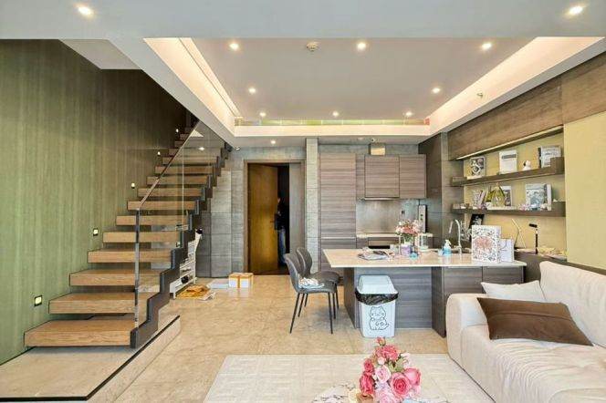 Bright 2-Bedroom Apartment at Suhewan Executive Mansion, Ready to Move In