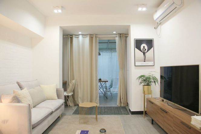 Furnished 1Br w. Patio
