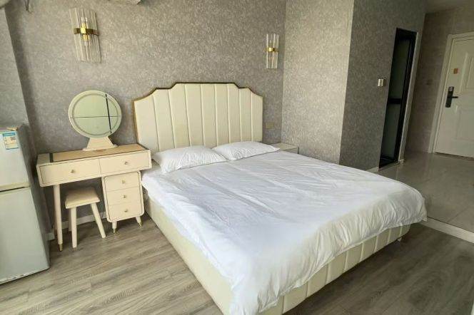 Spacious-Fashion-lift-1Br-Nr Huadong Jiaotong uni-Caoyang rd/Putuo area/L3/4/11/13/14
