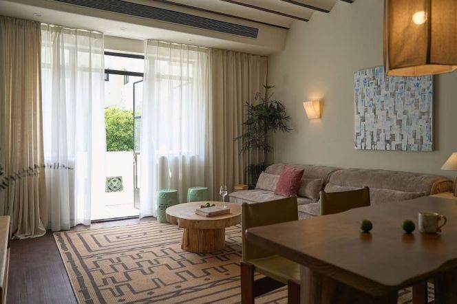 modern big 2brs lane house wall heating open balcony open kitchen 25K 
