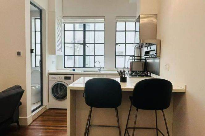 Bright 2Brs/1Lr/1Bt apt nr Changshu rd,M1/7