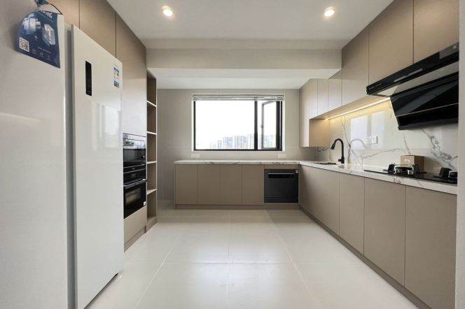 modern big 3brs floor heating open balcony nice river view beside Su zhou river 24.8K