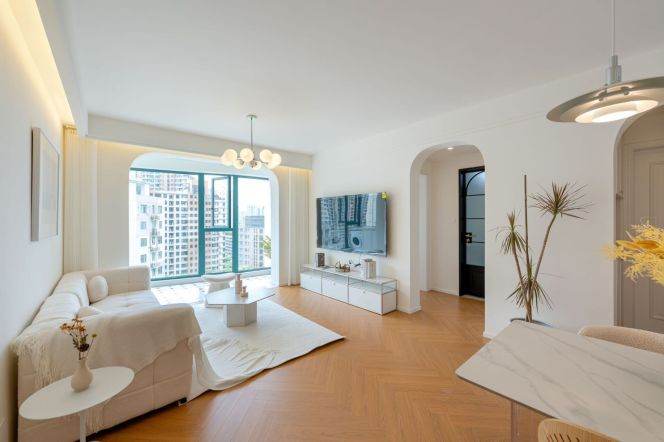 Huangpu, 2br, 1ba, floor-to-ceiling window, fully equipped | 