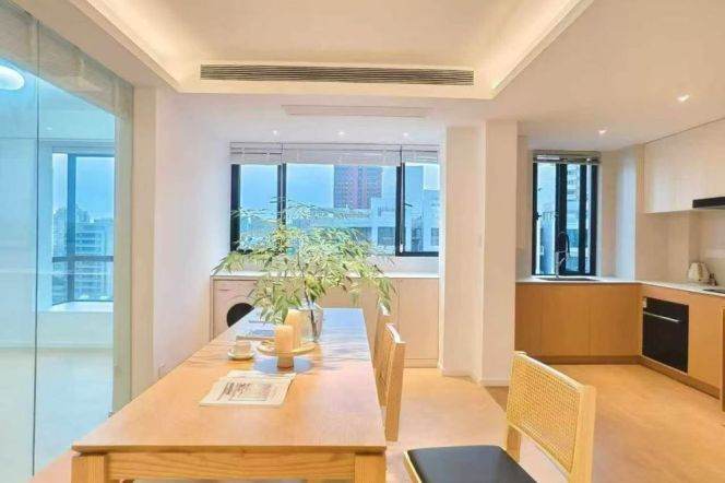 High rise modern flat 3br 2bath floor heating @ Suzhou Creek line 3,4,7,11,14