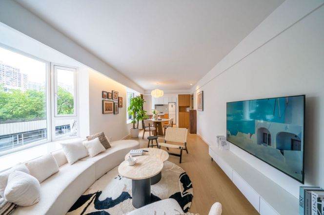 Spacious 1br apt nr Jiashan Rd Line 9&12 