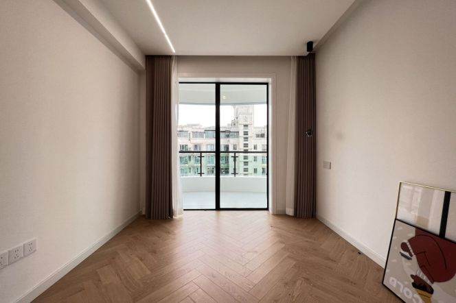 modern big 3brs floor heating open balcony nice river view beside Su zhou river 24.8K