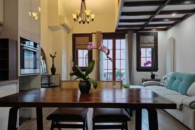 Jing'an temple 1BR 1.5BATH with balcony and terrace