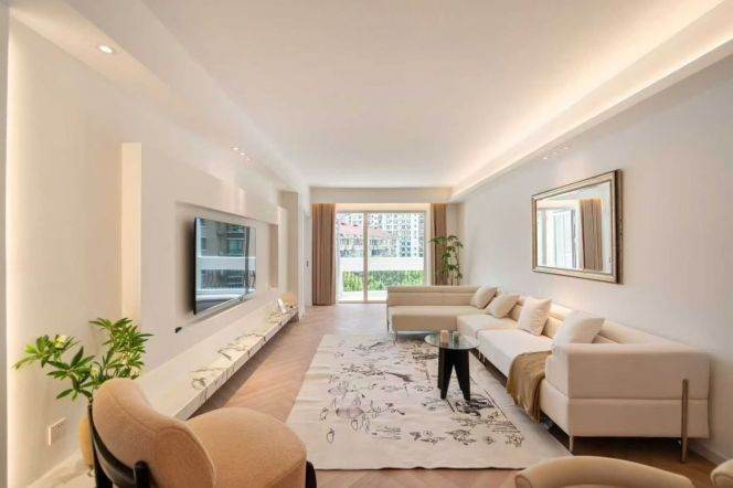 Xinhua Lu spacious & stunning 3br2bt with 24k