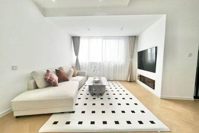 Changshou rd elevator 1BR apartment