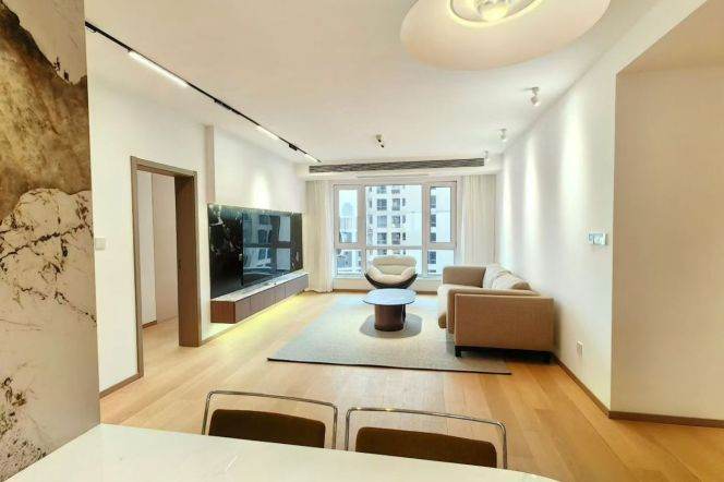 modern 3brs floor heating modern furniture nice view near Huang pu river line 10,14