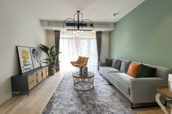 Jiashan Road Metro Station, 2-bedroom with outdoor balcony and underfloor heating