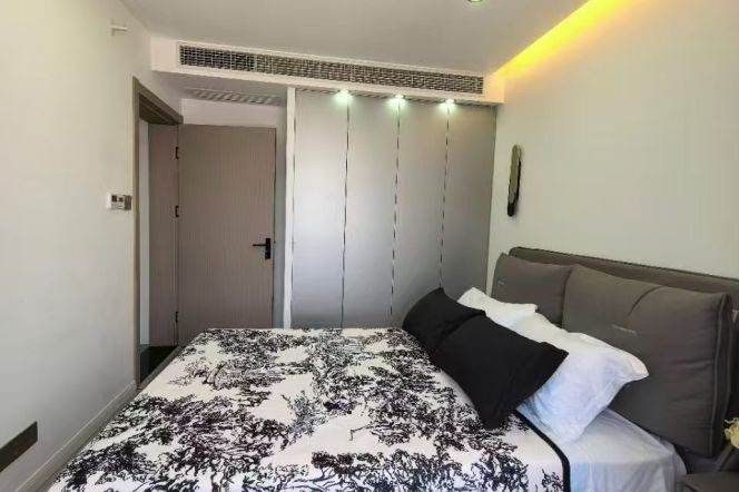 Changping rd elevator 2BR apartment