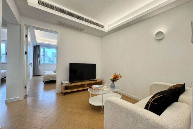Floor Heating 2BR w. Elevator Guilin Road Station