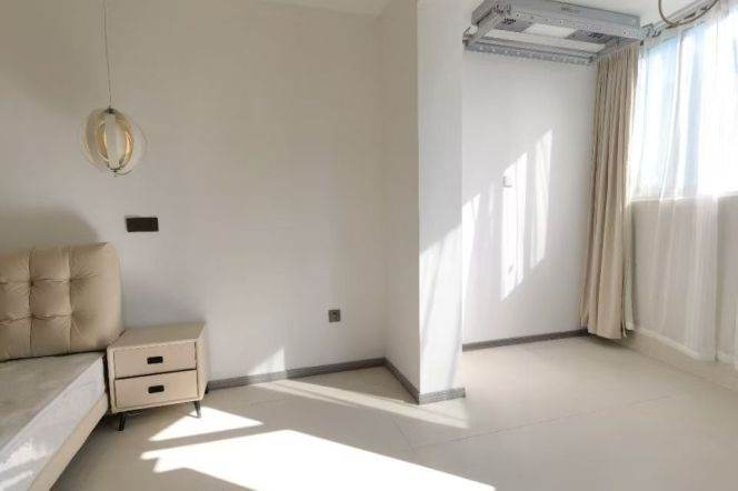 Bright spacious modern clean 1br Apt with elevator @ Changning