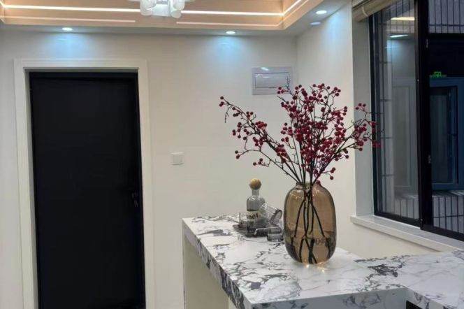 1BR Elevator Flat | Huashan Rd | 2 mins to Line10/11 Jiao Tong University
