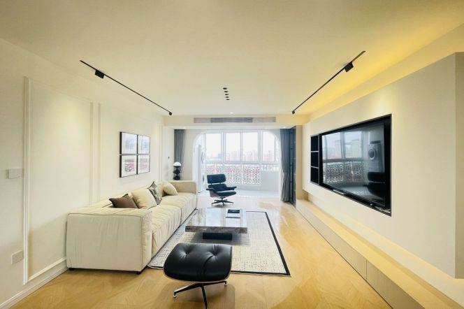 pudong 150 sqm 3 br modern Apt &floor heating 17K