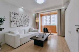10.5k Clean 2Br Nr Shanghai Swimming pool line11 can be short term